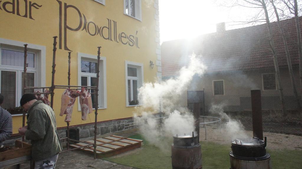 Penzion Pivovar Podlesí Příbram Exterior foto